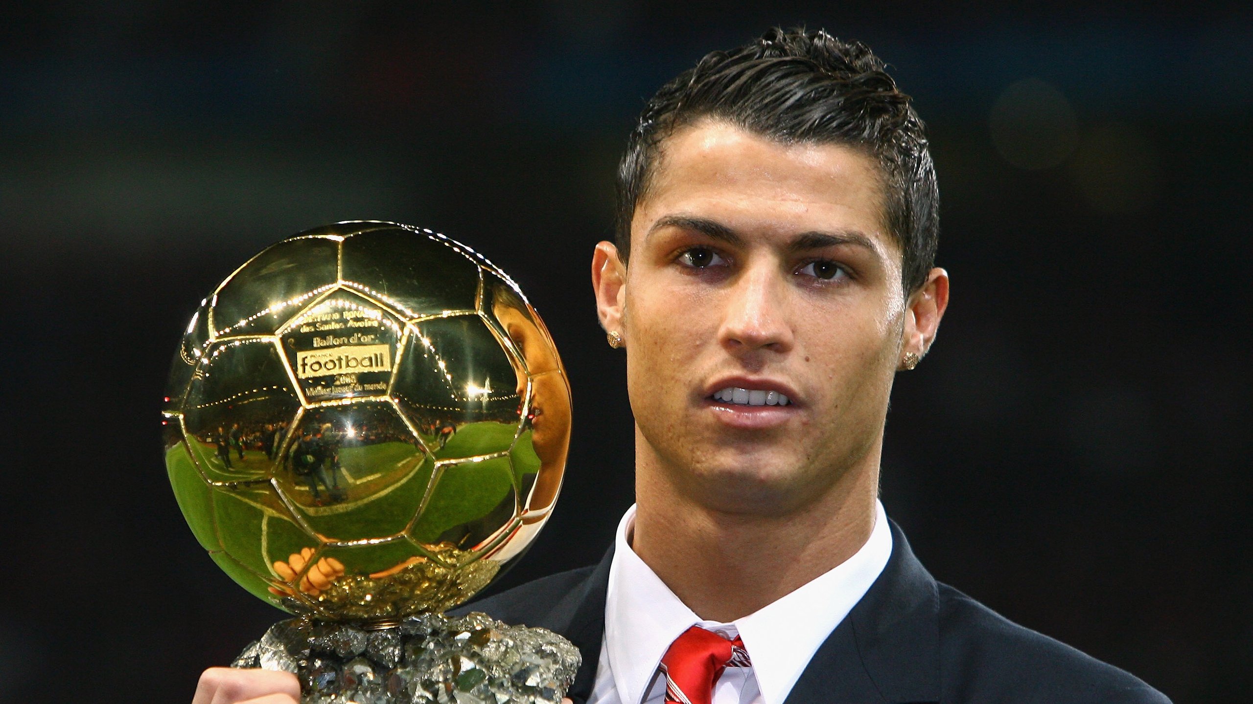 维尼修斯无解突破撕裂防线，巴黎圣日耳曼友谊赛掀翻澳大利亚国家队